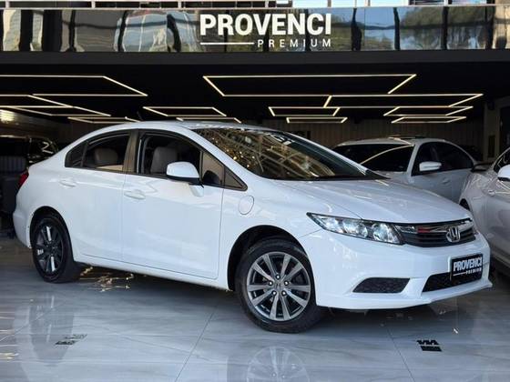 HONDA CIVIC 1.8 LXS 16V FLEX 4P AUTOMÁTICO